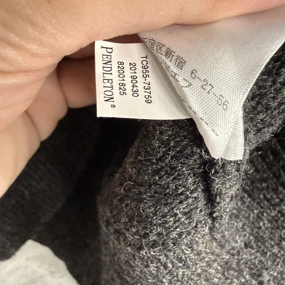 Pendleton Sweater Mens Medium Washable Wool Gray Aztec Patterned Pullover Crew
